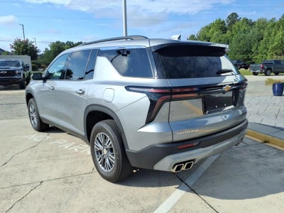 2024 Chevrolet Traverse LT