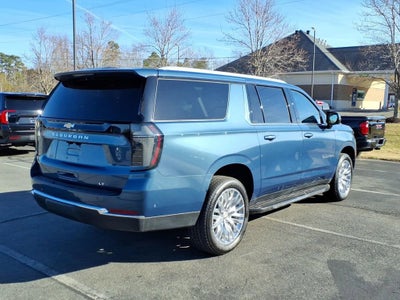 2025 Chevrolet Suburban LT