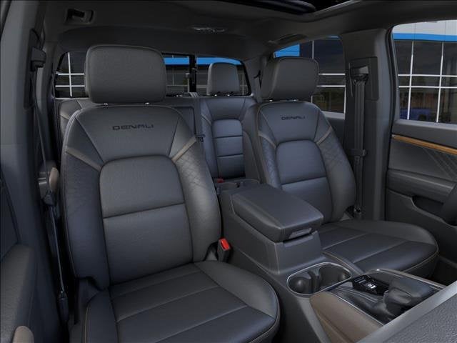 2025 GMC Canyon Denali