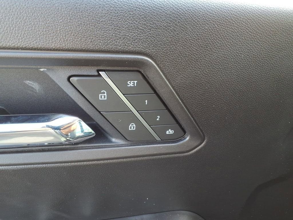 2025 GMC Canyon Denali