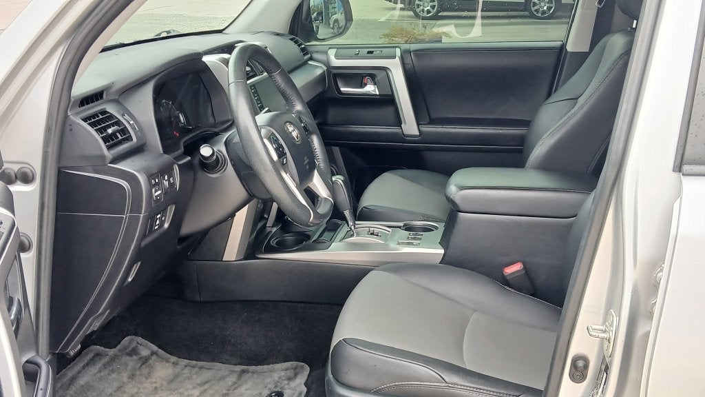 2022 Toyota 4Runner SR5 Premium