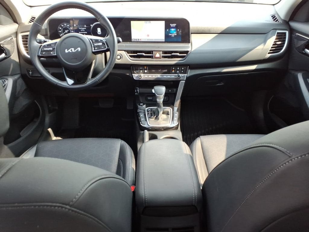 2025 Kia Seltos EX