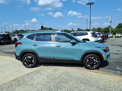 2025 Kia Seltos EX
