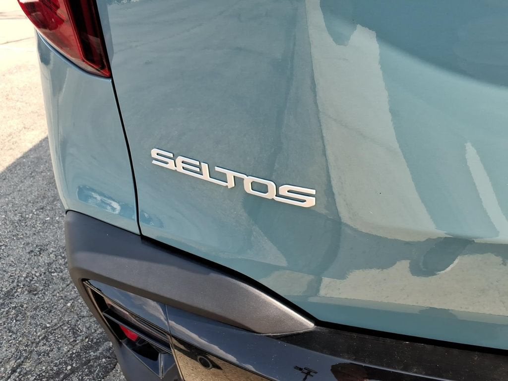 2025 Kia Seltos EX
