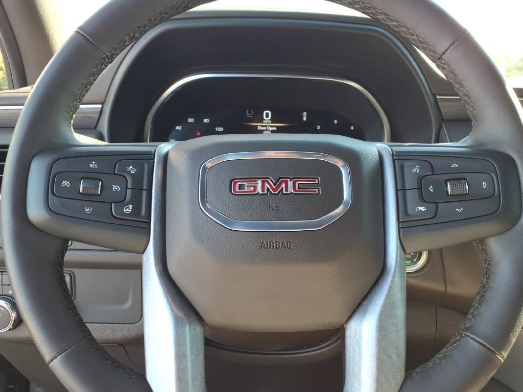 2024 GMC Yukon SLT