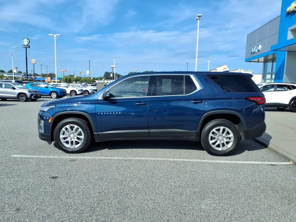 2023 Chevrolet Traverse LS
