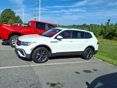 2023 Volkswagen Tiguan SE