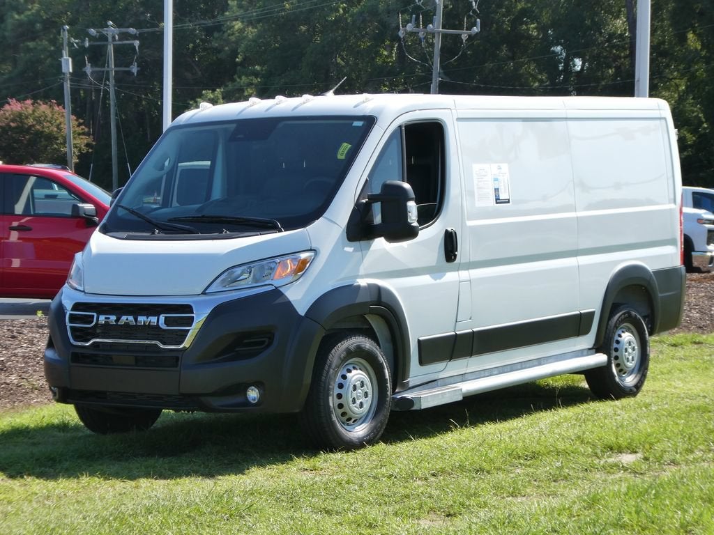 2025 RAM ProMaster Cargo Van Tradesman